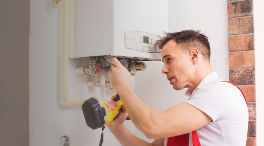 Professional water heater repair in Lakewood, CA